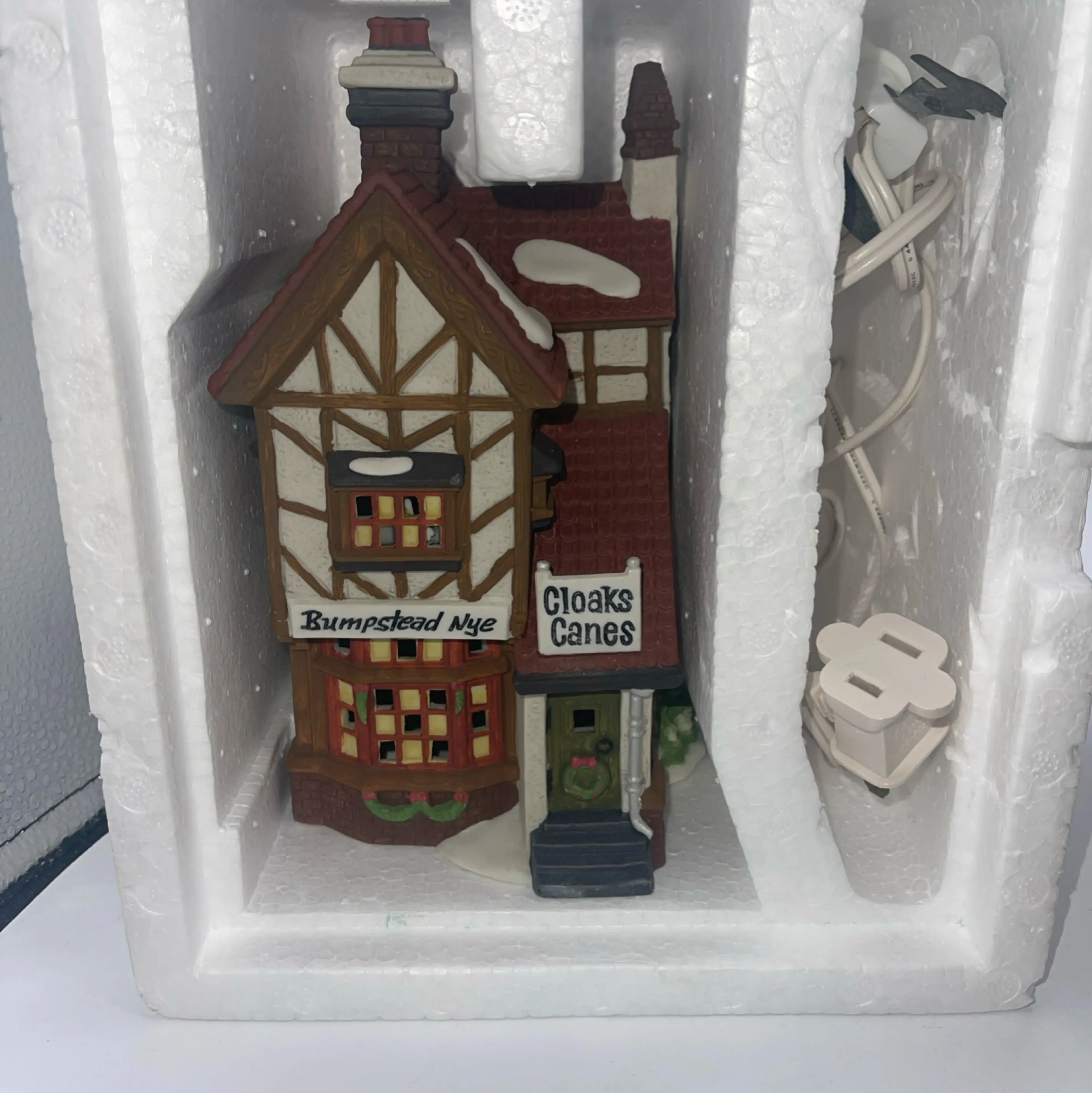 Image 2 of 7