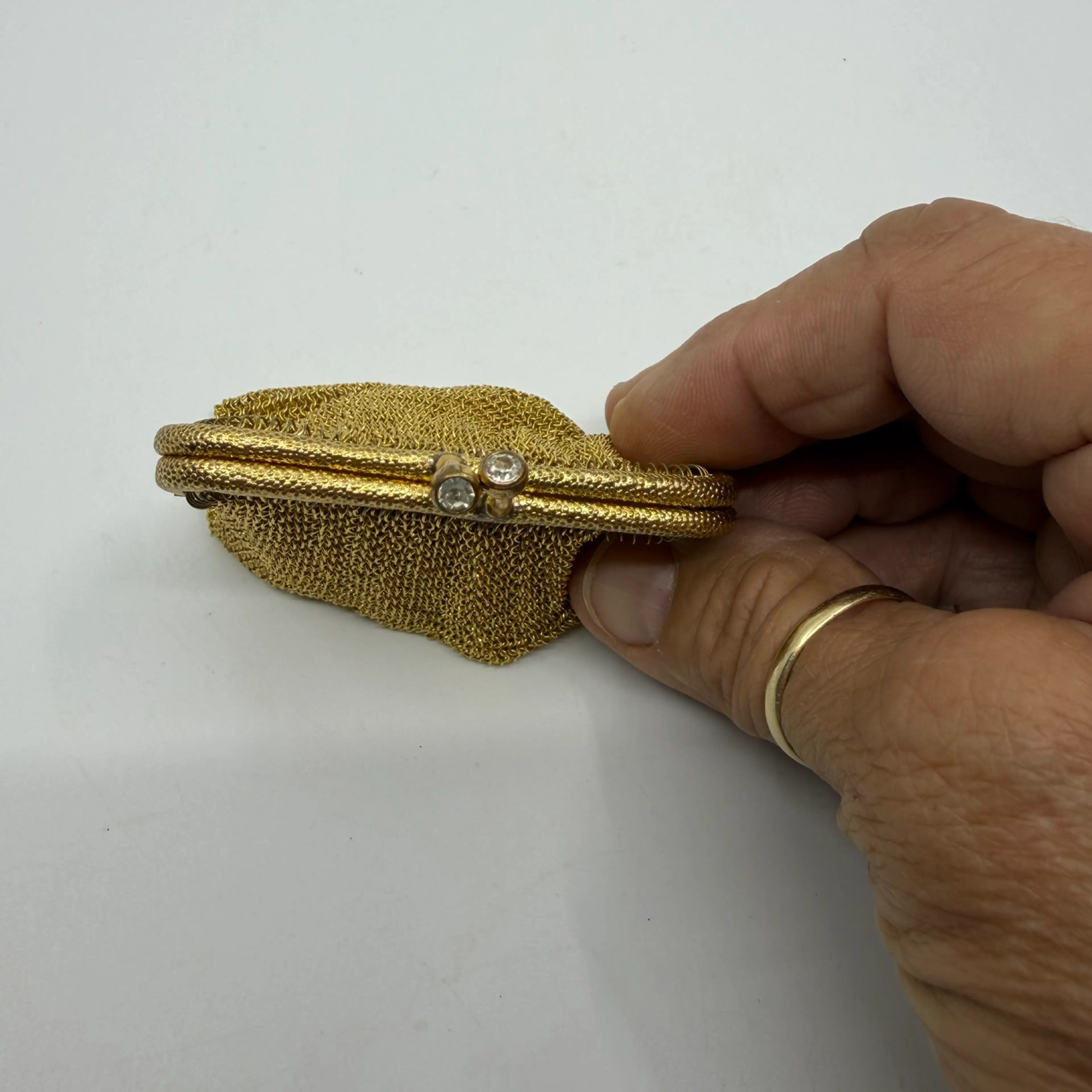 Image 4 of 6