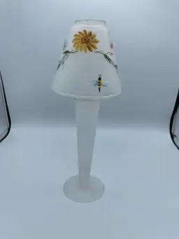 PBR Floral/Bee Votive/Tealight Candle Lamp