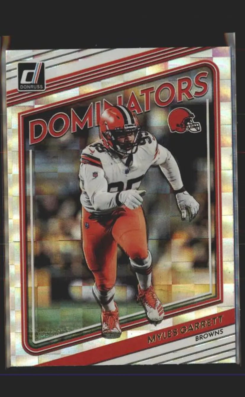 2022 Donruss #D8 Myles Garrett Dominators - (139) - Cleveland Browns