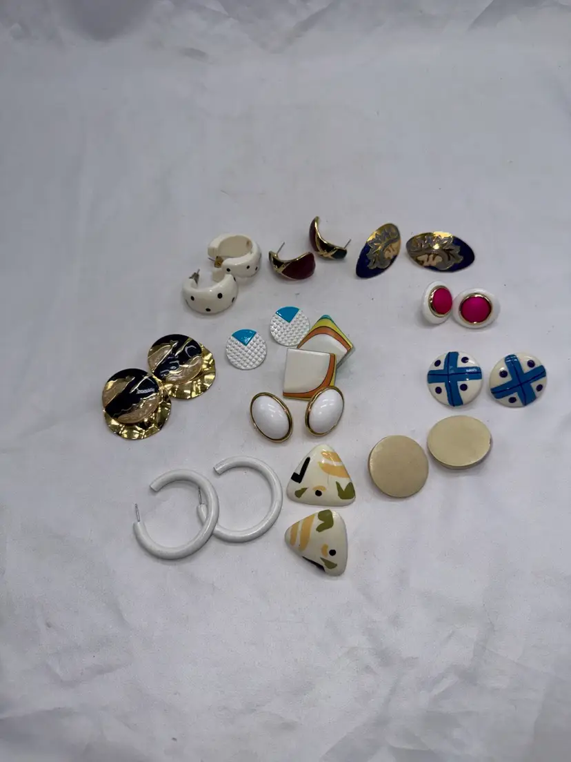 VTG Lot Of Retro/80’s Style Earrings
