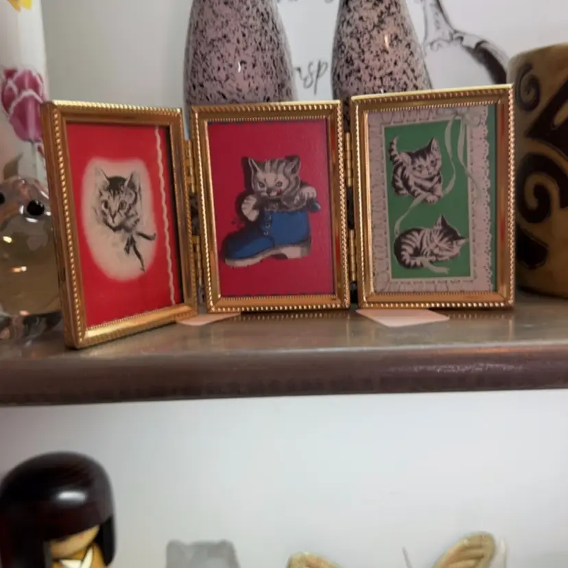 Linen Cat Cards Framed In Brass Frame