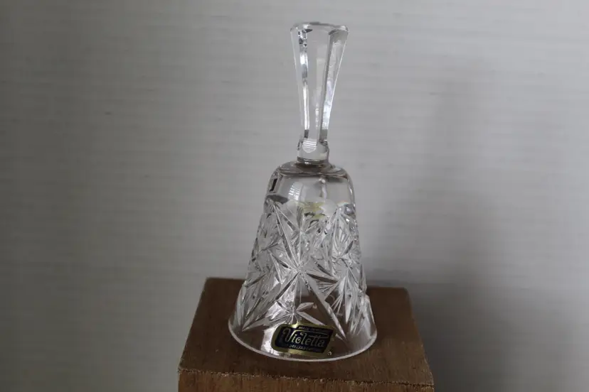 Vintage Violetta Crystal Bell Made In Poland Hand Cut 24% Lead