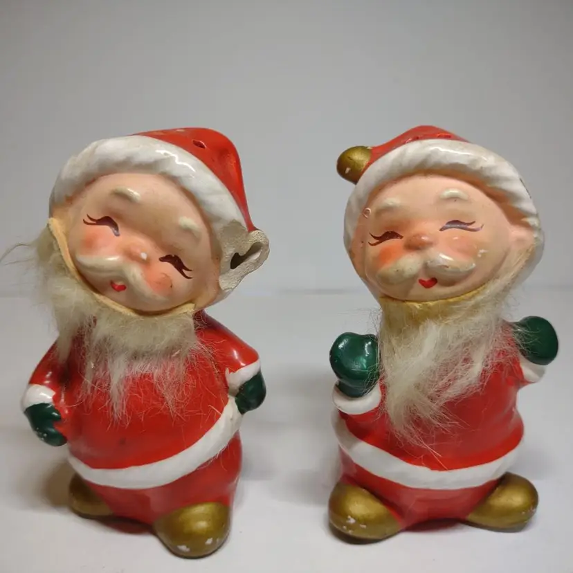 1960s Napco Ceramic Santa Salt And Pepper Shakers Fur Beard Kitsch Retro DAMAGED