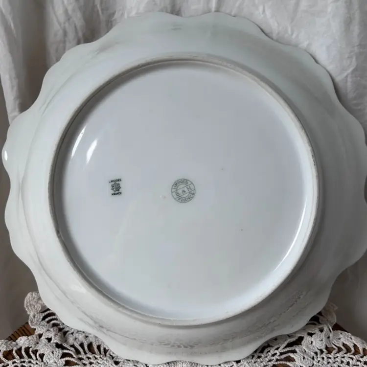 ANTIQUE B&H LIMOGES FRANCE GOLD GILD PORCELAIN SERVING BOWL @1890