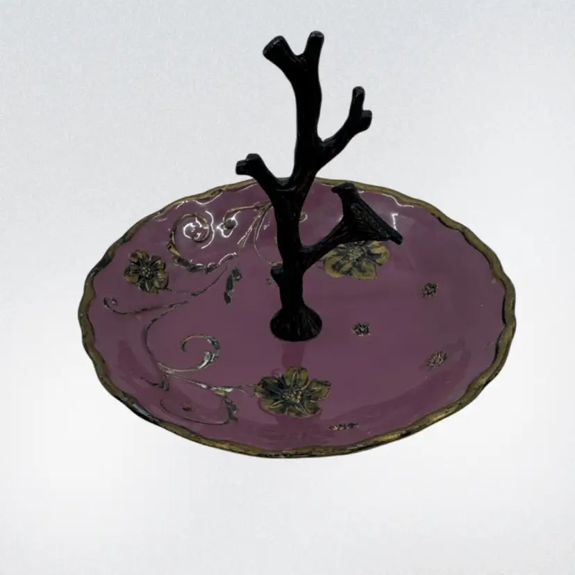 Purple Toned Metal Ring Holder With Birds