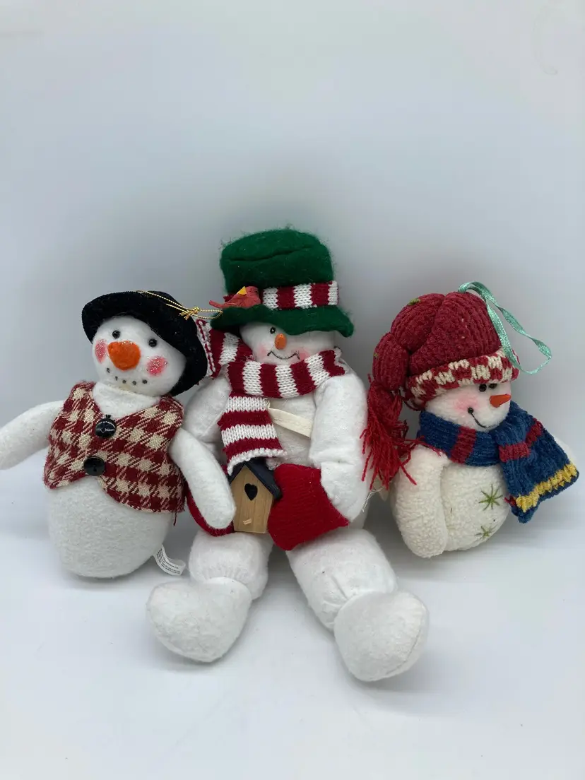 3 Plush Snowmen Decor Ornaments