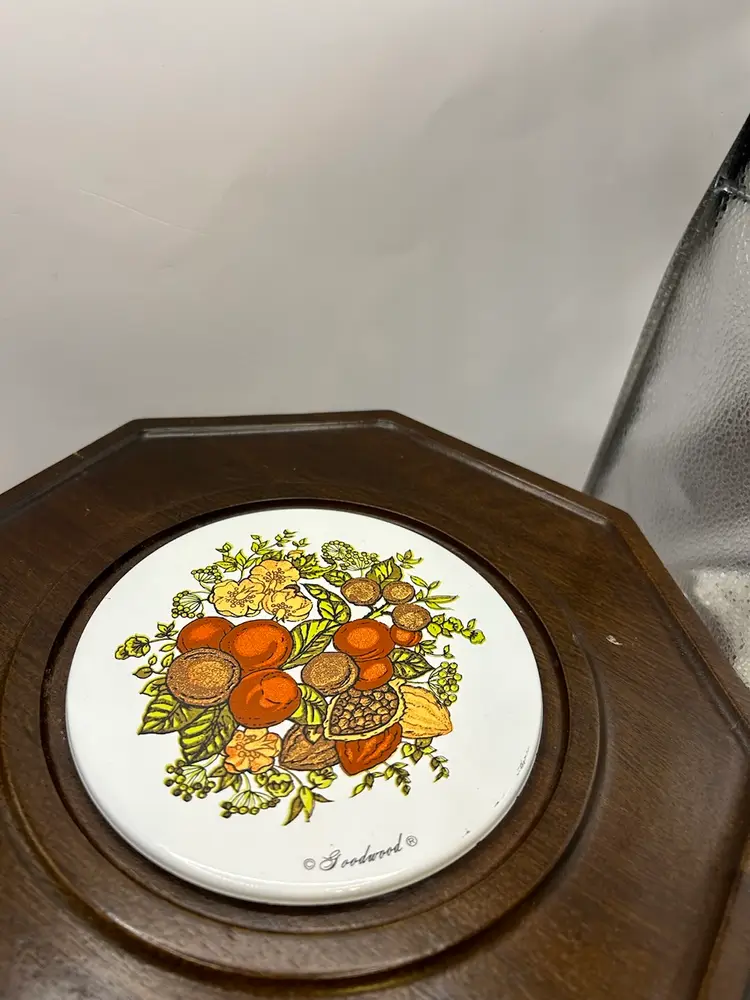 Cheese / Cracker Server With Clouch 12”.  Made In Philippines