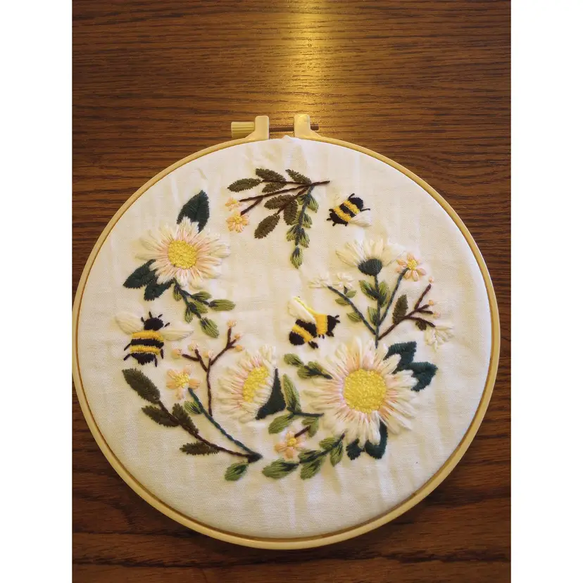 Hand Embroidery - Bee, Florals #1