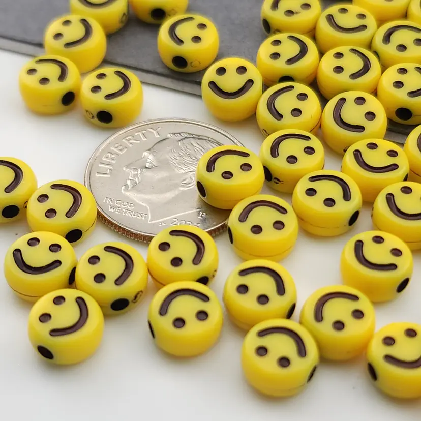 60pcs Yellow Acrylic Smile Beads #BC118