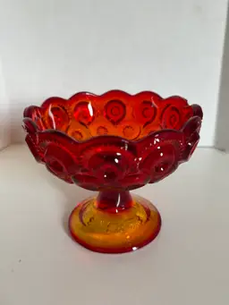 Vintage L.E Smith Small Red Amberina Moon and Stars Pedestal Dish Glows 4.5” Diameter 4” Tall
