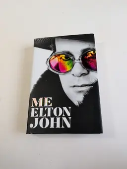 Me: Elton John Official Autobiography (1st U.S Edition, 1st Printing, Hardcover)