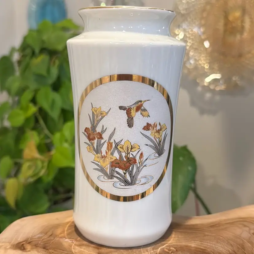 Japanese Chokin Art Hummingbird Vase