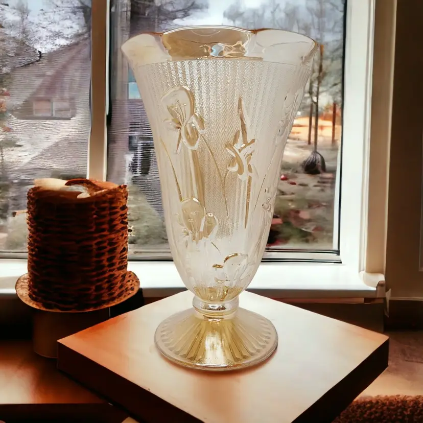 Vintage Jeanette Marigold Carnival Depression Glass Vase"Iris & Herringbone"