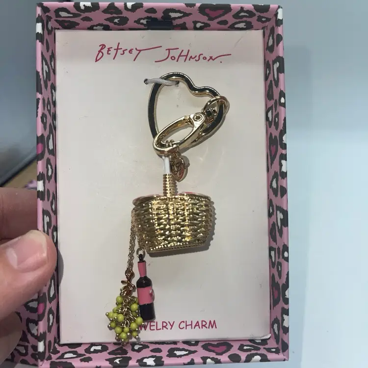 Betsey Johnson Picnic Basket Wine Grape Gold-Tone Bag Charm Keychain