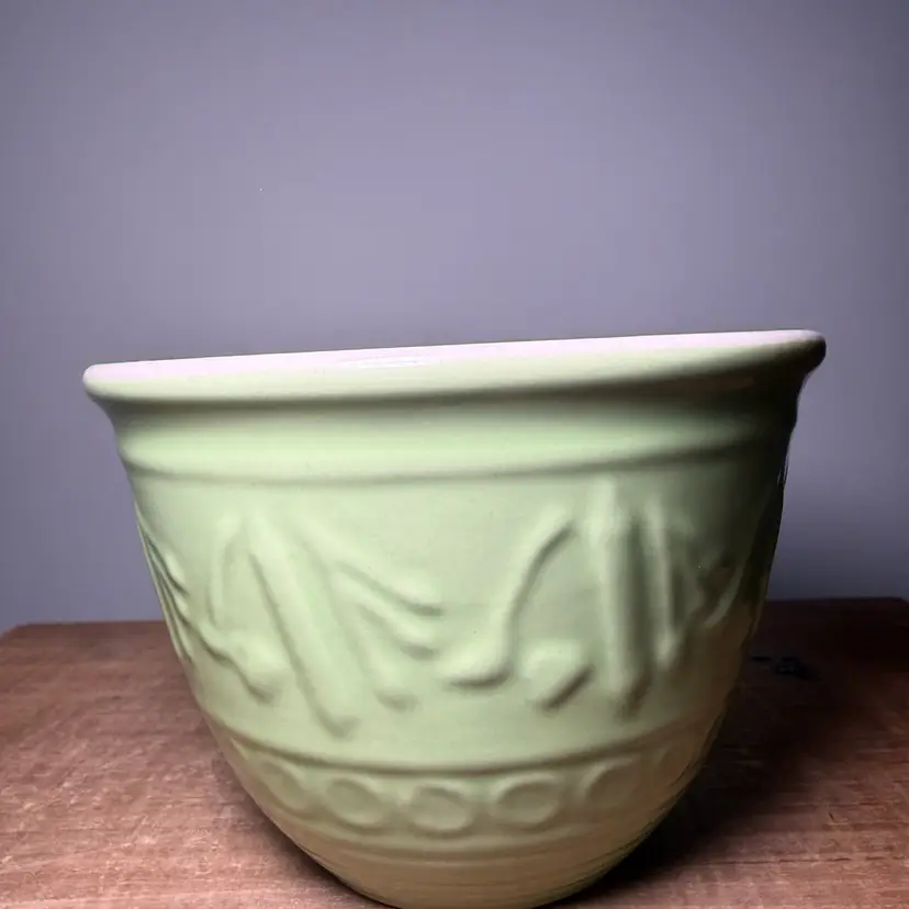 Coastal Imports Lime Green Bowl