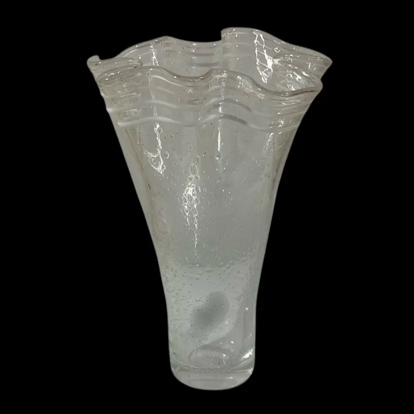 Vintage Clear Ruffled Rim White Ribbon Art Glass Vase 7โ x 5โ