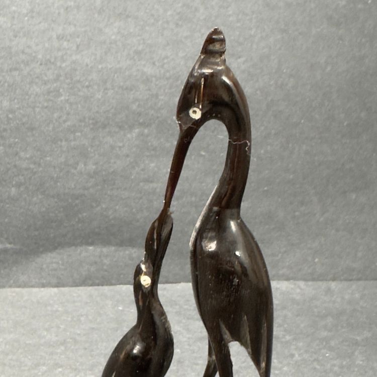 #1503 Vintage Hand Carved Horn Crane Feedding Stork Bird Baby Egrets 6” Wood Base