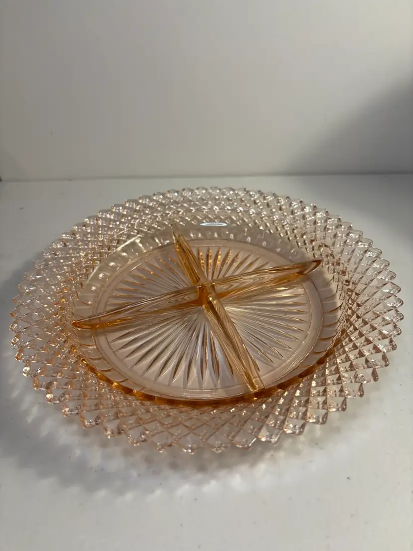 VINTAGE ANCHOR HOCKING MISS AMERICA PINK DEPRESSION GLASS DIVIDED PLATE
