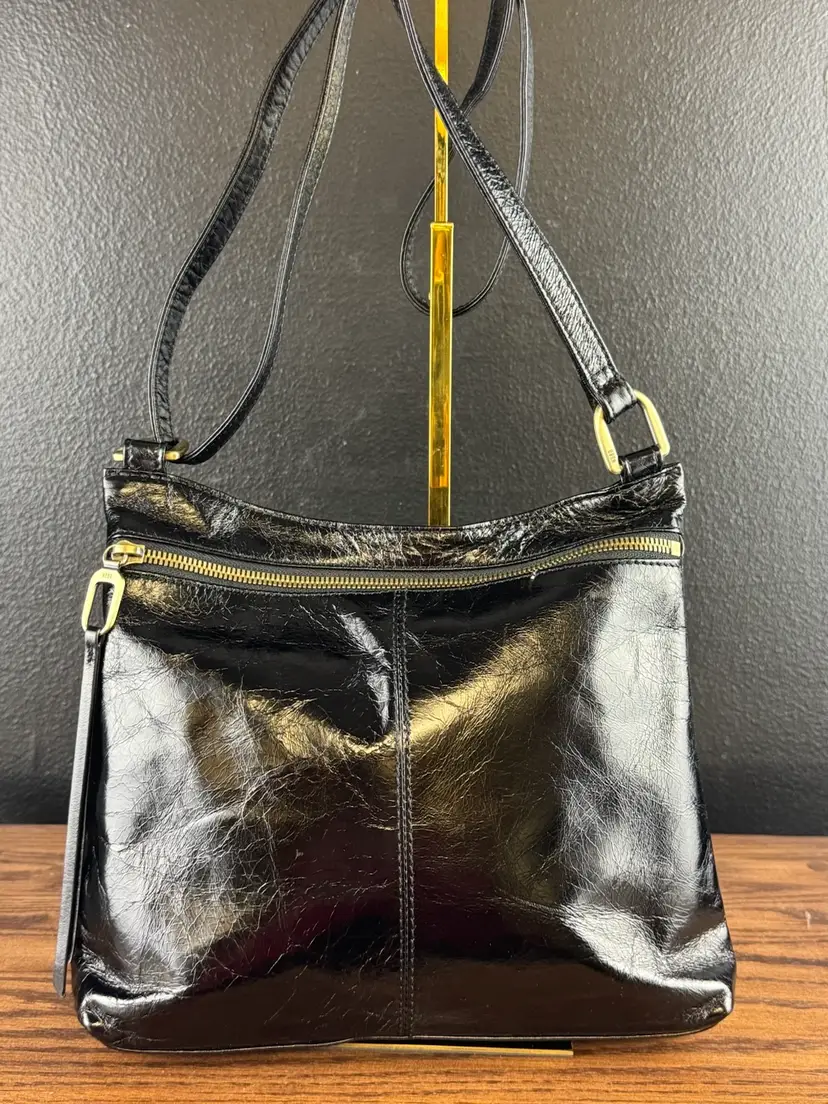 TT21. Hobo International Patent Leather Crossbody