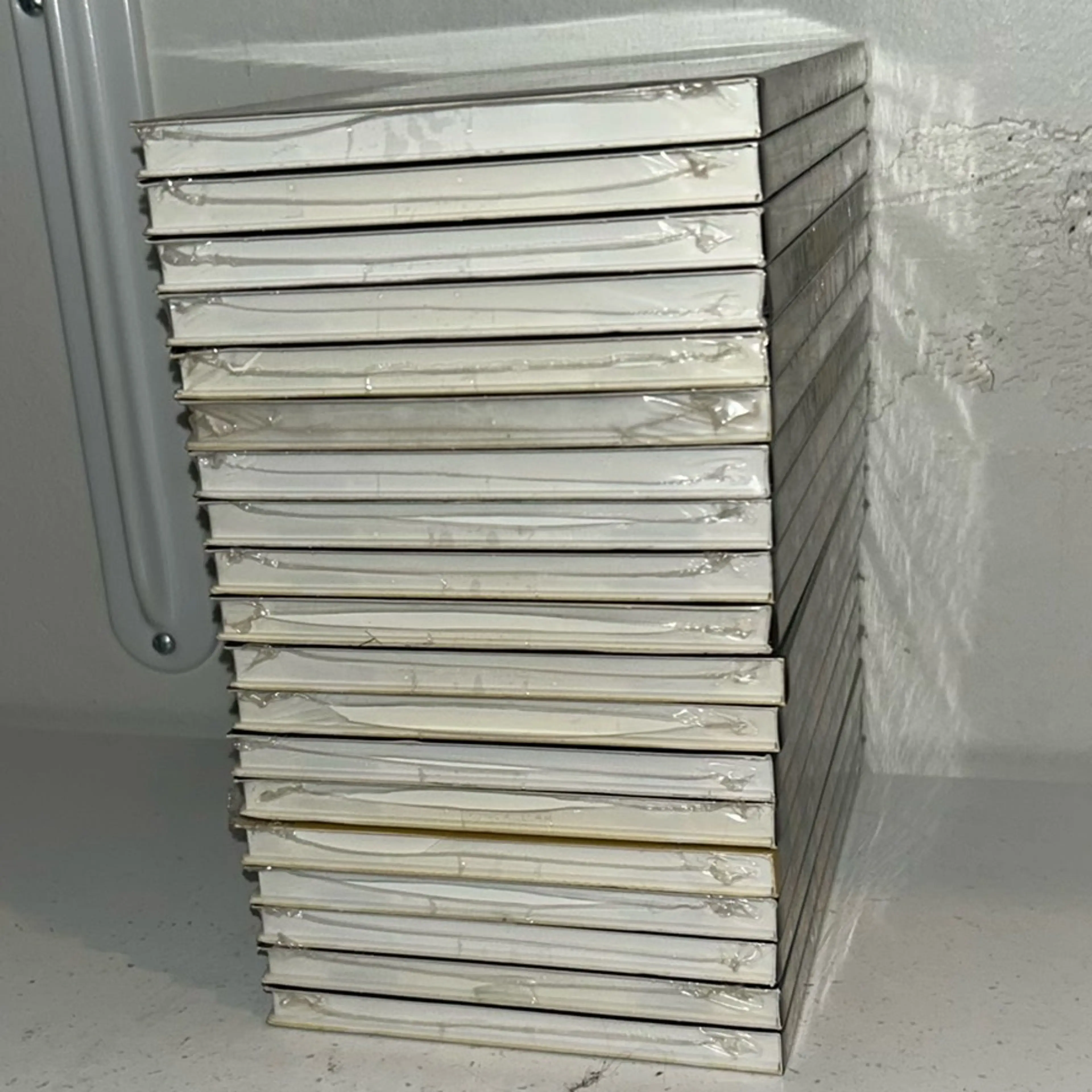 Image 2 of 6
