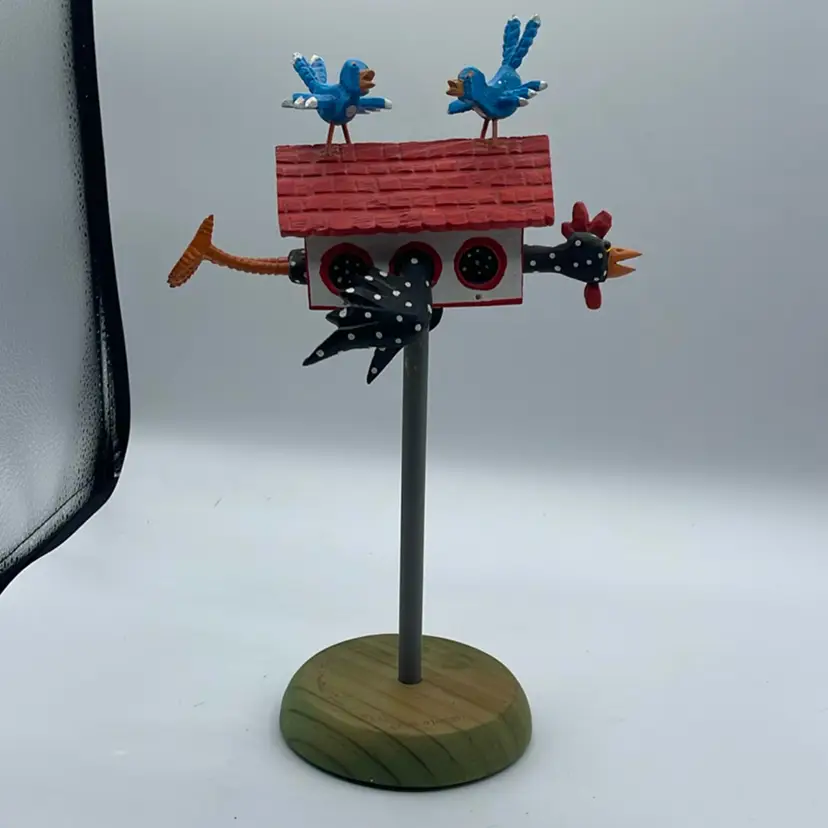 Department 56 Mcnutts Chicken Flying And Coupe With Birds Hard To Find 12 Inches Inches Tall