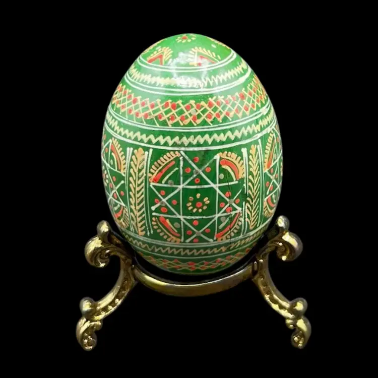 #271B Vintage Pysanky/Pysanka Egg And Stand 
Beautiful Green And Orange Ukrainian Easter Egg With Goldstone Three Footed Metal Stand