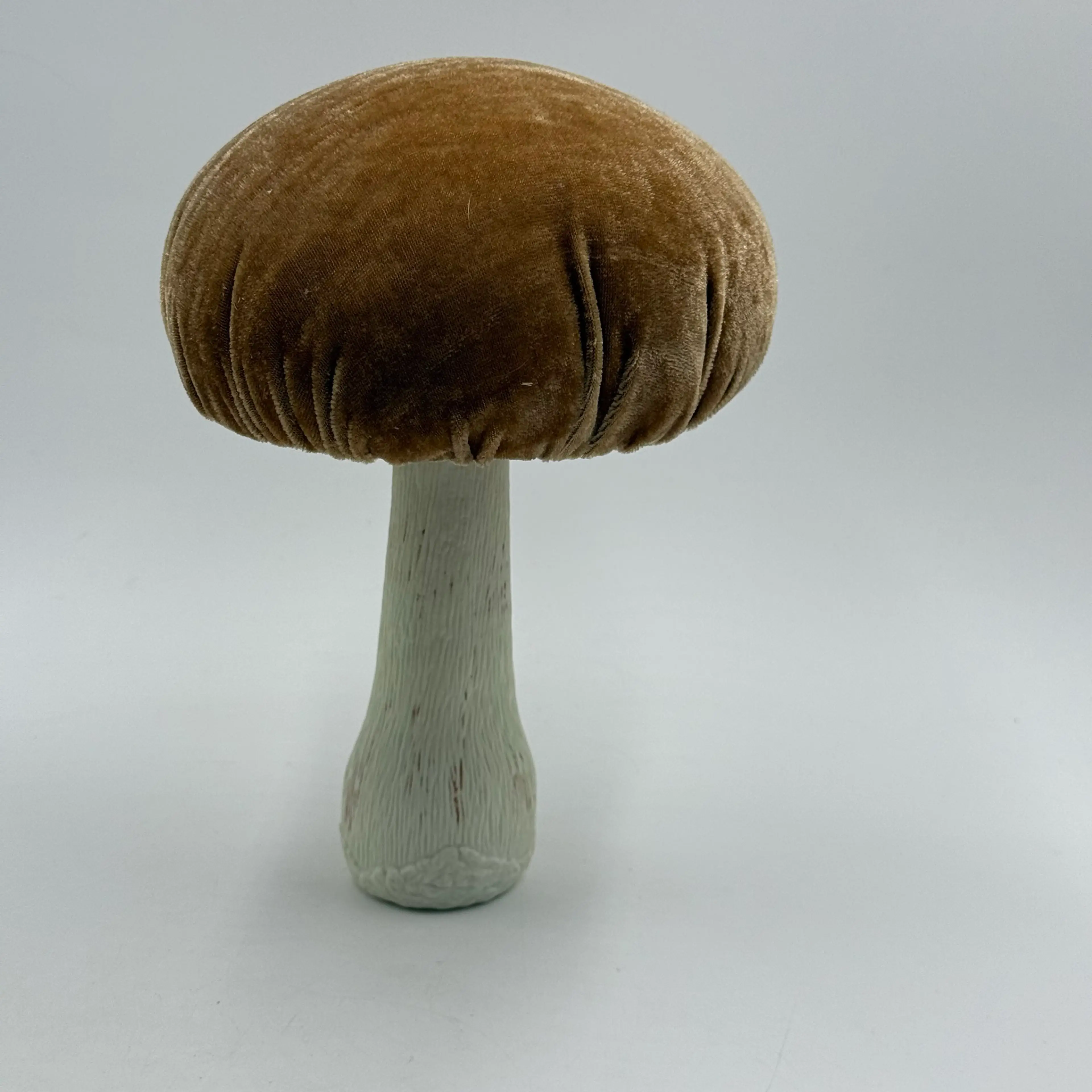 Image 2 of 8