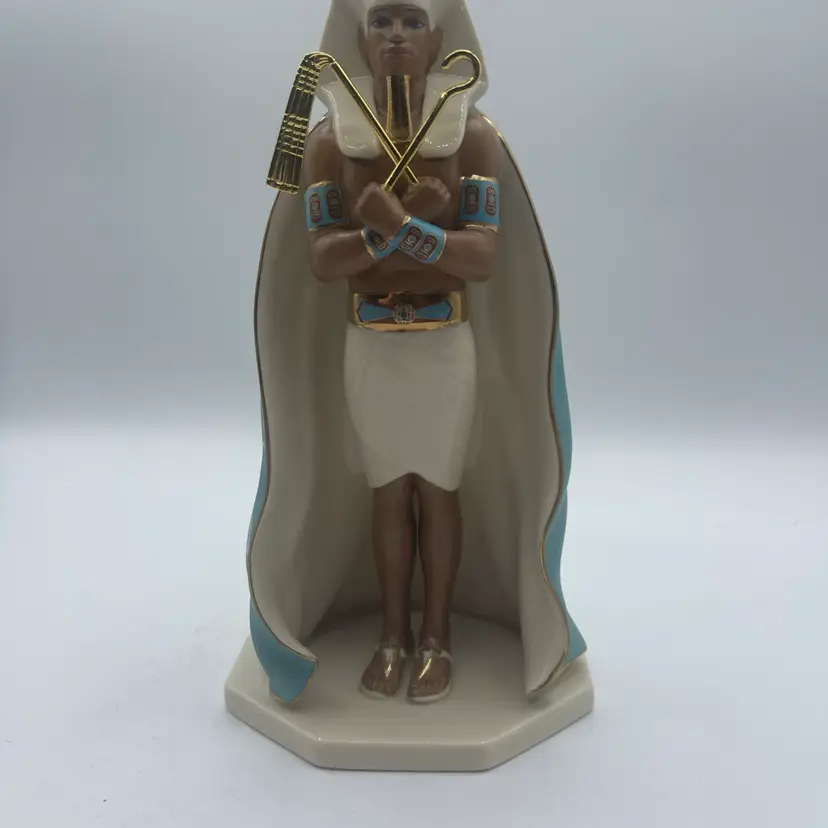 Lenox Akhenaten Egyptian Pharaoh Figurine 9” Porcelain Statue Gold Accents Egypt
