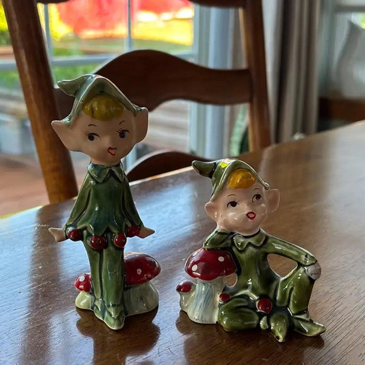 Lefton Christmas Pixie Pair