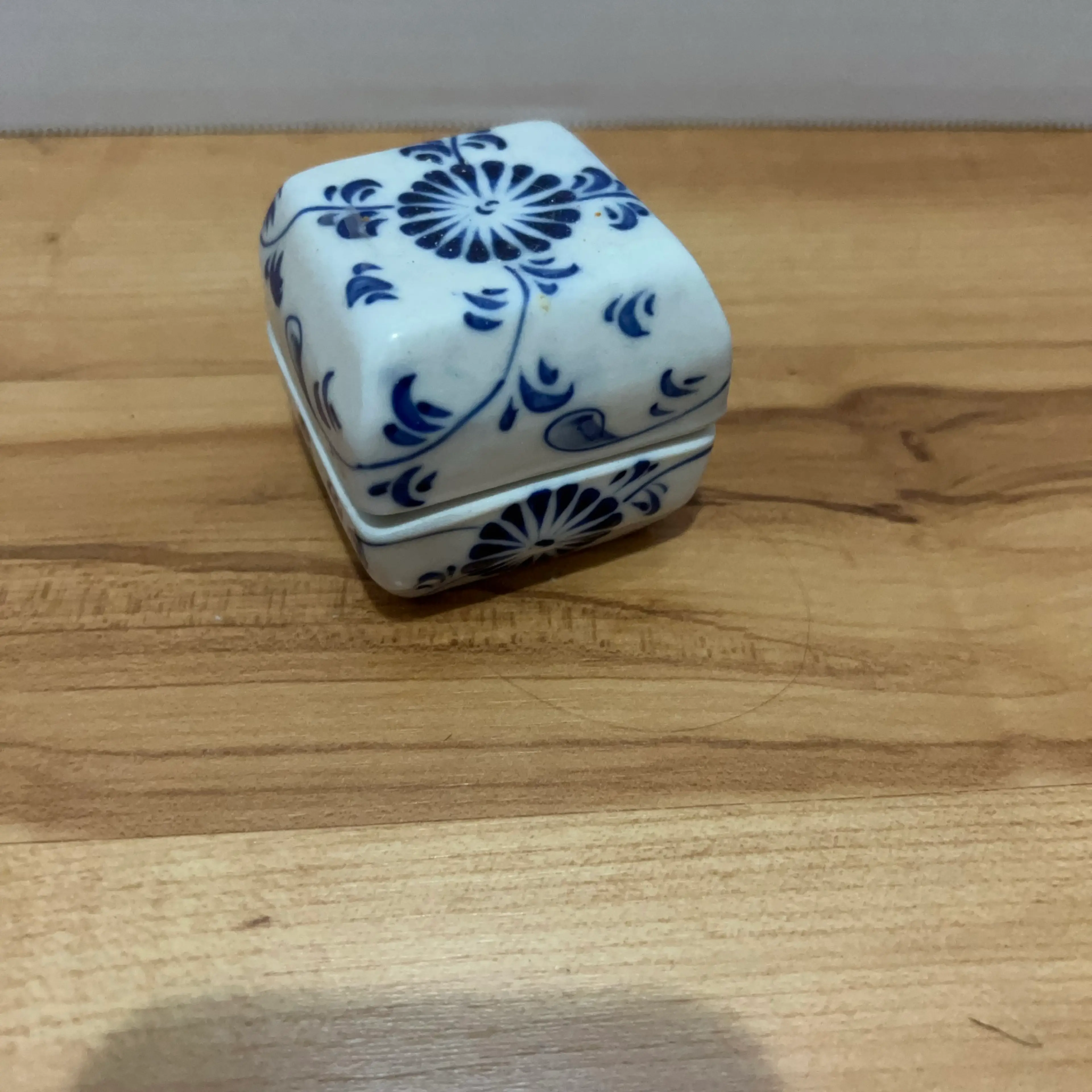 Image 2 of 5