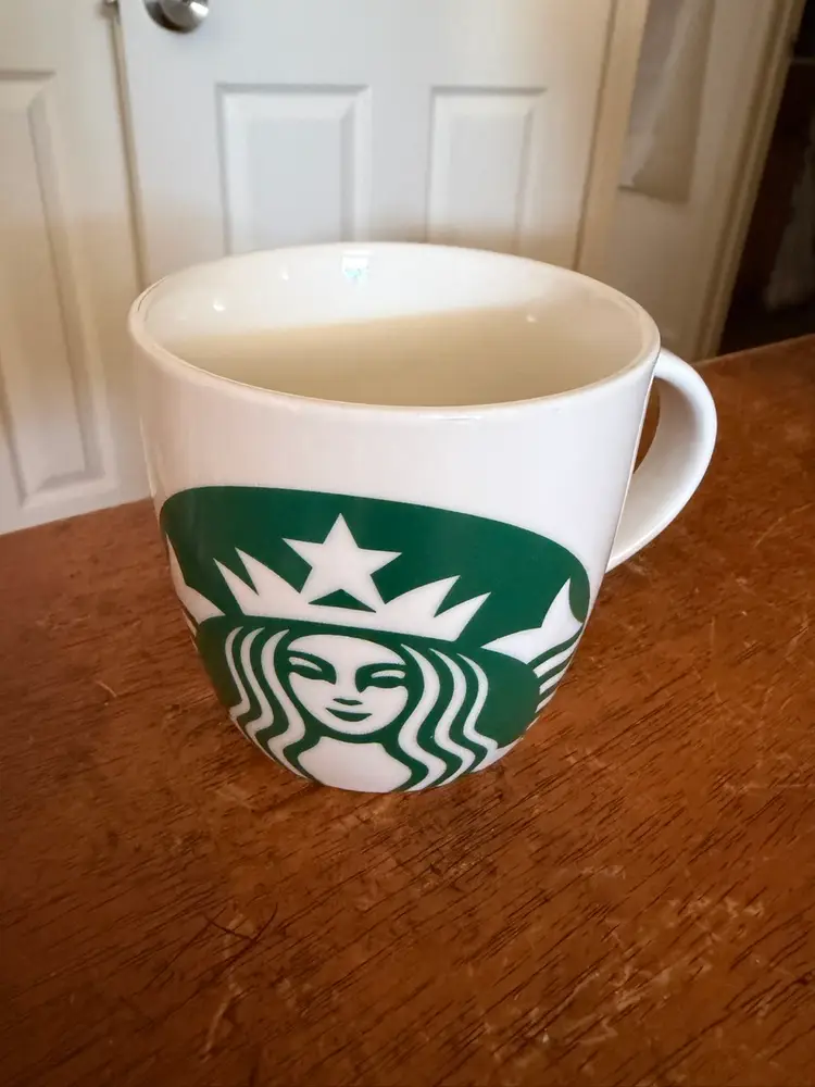 Basic Print Starbucks Mug