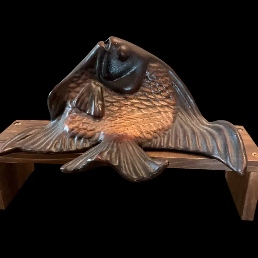 Large Ceramic Sun Fish Book End Or Sculpture 4.75” x 11”x 7”