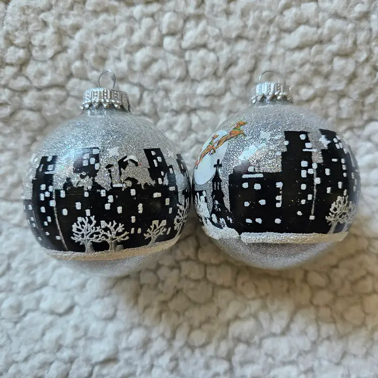 Christmas By Krebs Glass Ornaments Santa Flying Over A City Clear Silver Glitter