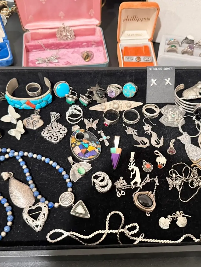 Livestream thumbnail