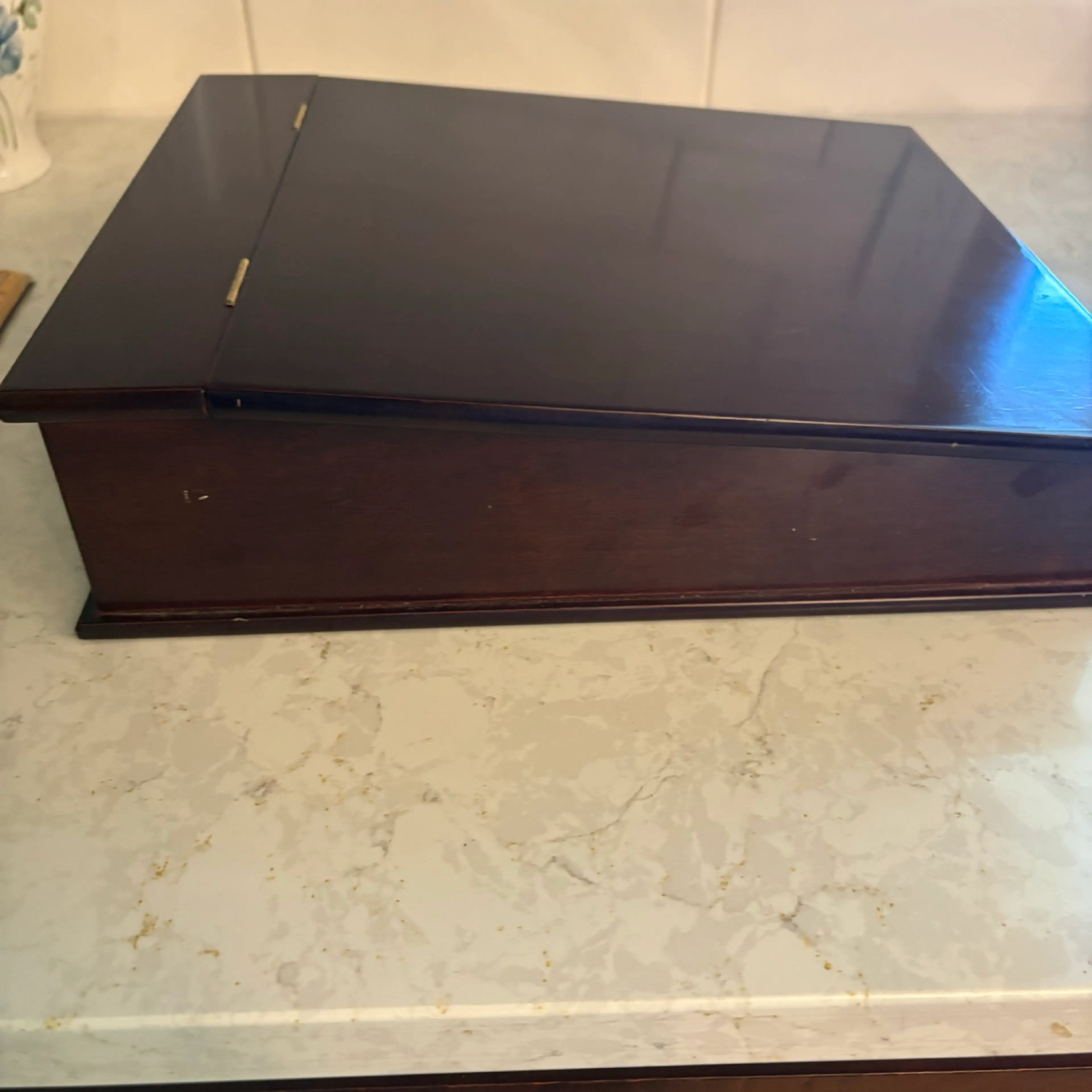 Image 2 of 4