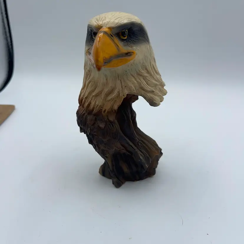 Bald Eagle Bust 6 Inches Tall