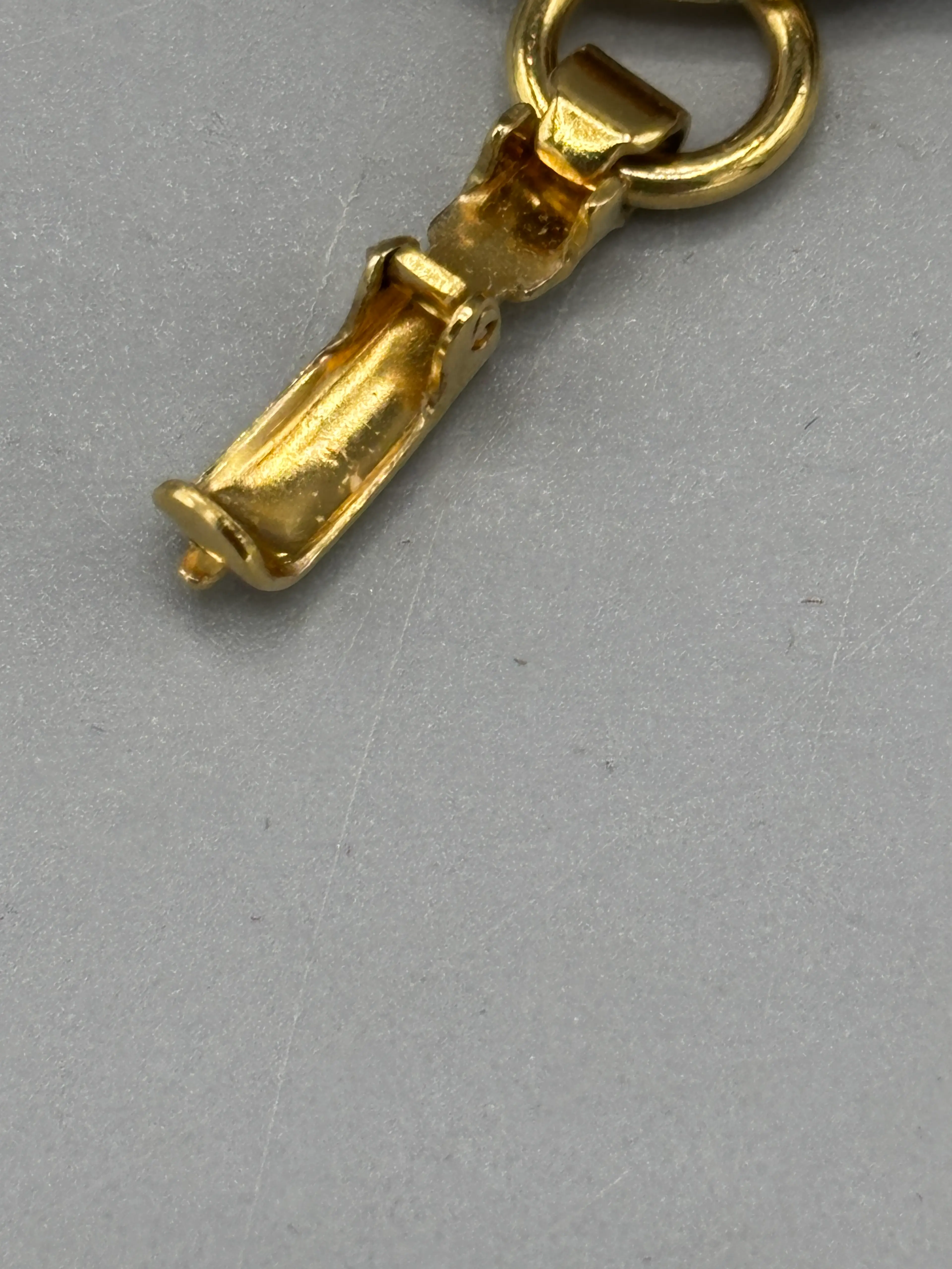 Image 3 of 4