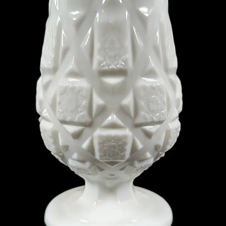 Westmoreland Milk Glass Old Quilt Swung Vase 11.5”