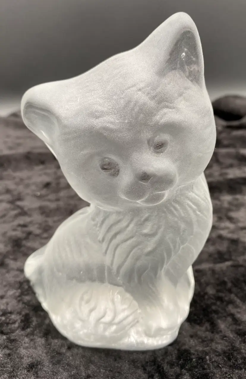 Vintage Viking 1970s Frosted Art Glass Kitten Cat Figurine/Paperweight