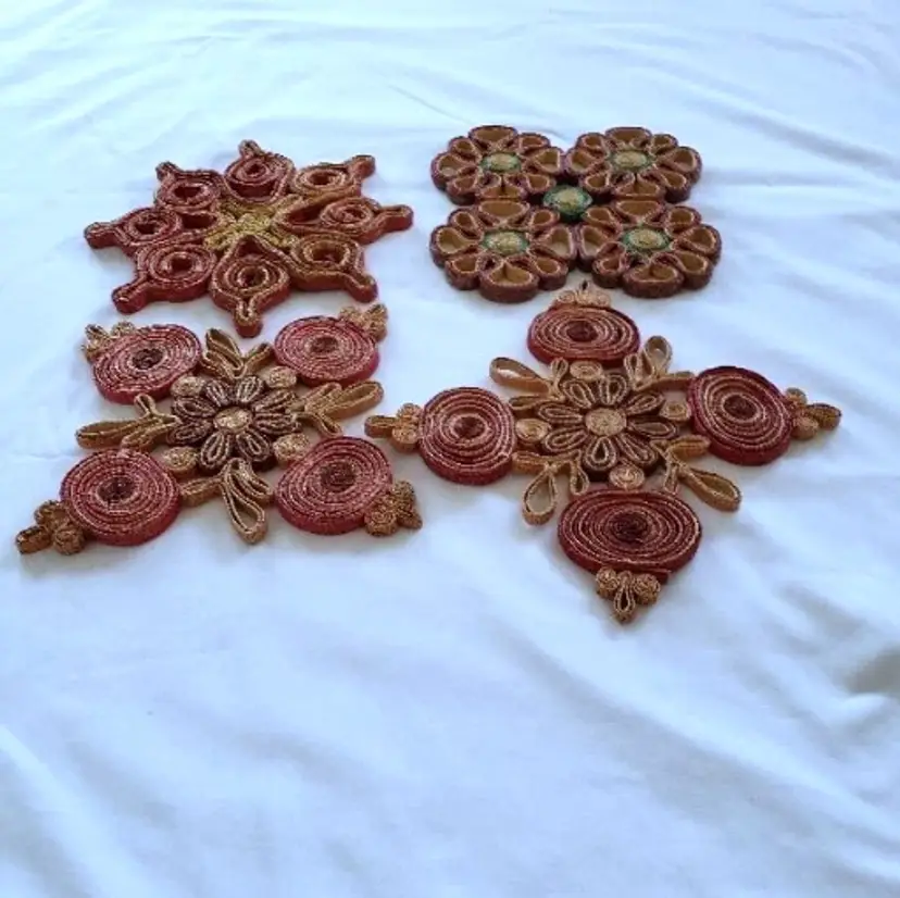 Trivets Hot Pad Boho Set Woven Rattan Raffia Wicker Straw set of 4 Vintage