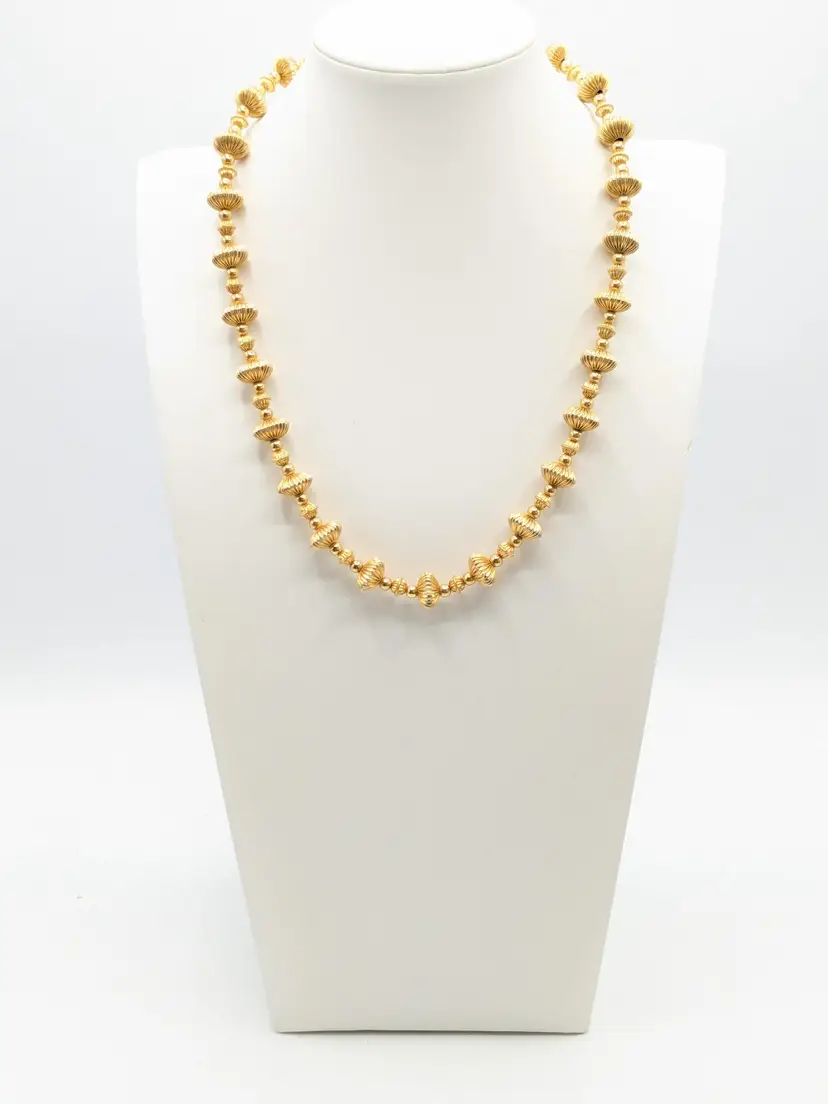 Gold Tone Ribbed Ball Beaded Necklace Jewelry