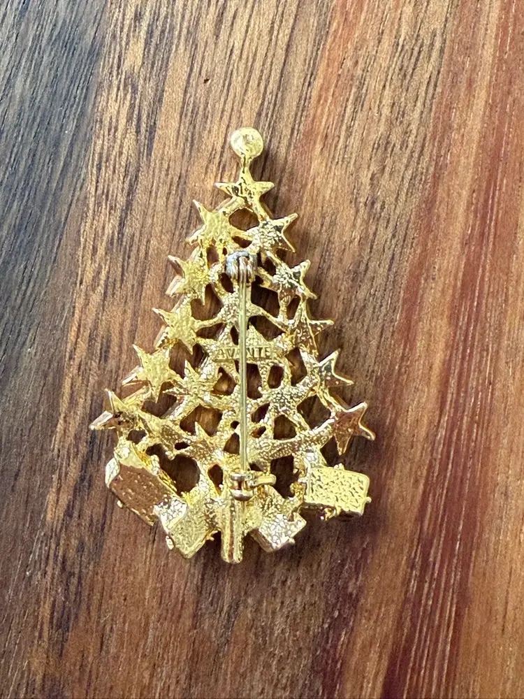 Aventi Christmas Tree Vintage Brooch Rhinestone Presents Enamel