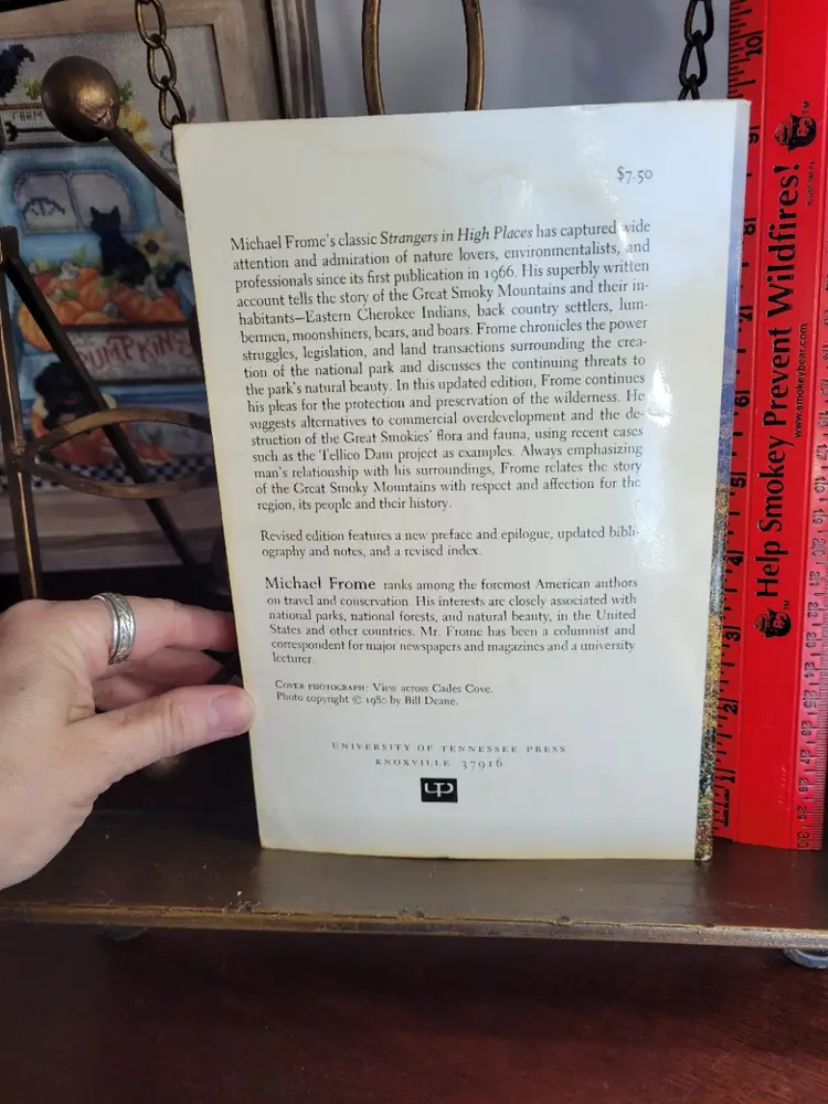 Strangers in High Places The story of the Great Smokey Mountains by Michael Frome