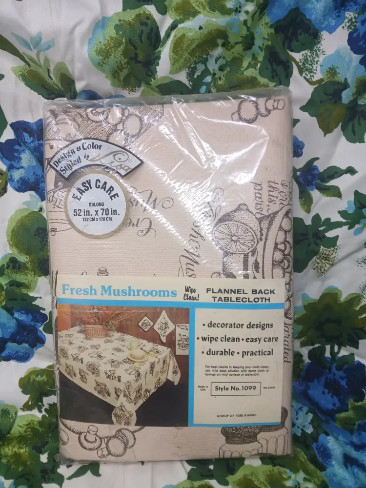 NOS Mushroom Flannel Backed Tablecloth