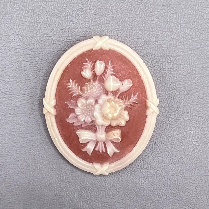 Vintage Avon Cameo Brooch Pin 1.5" Pink Gold Flowers Costume Jewelry Accessory