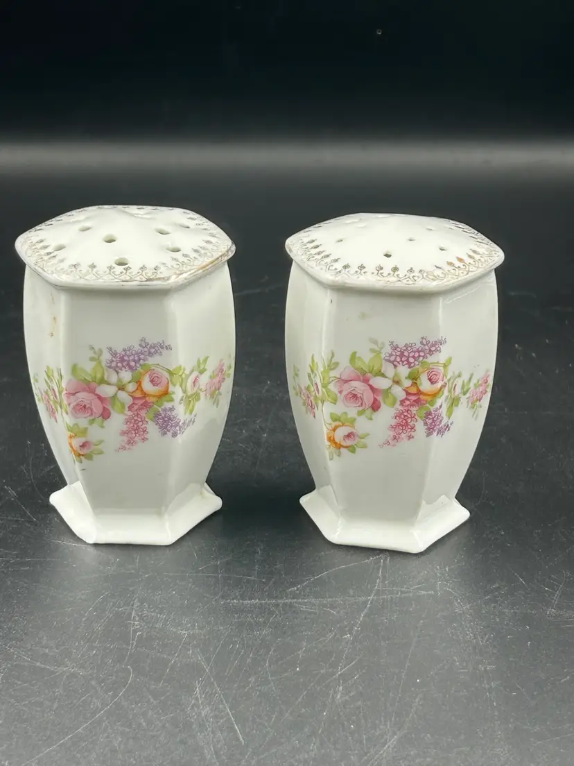 Nippon Salt And Pepper, Shakers, Pink Floral With Gold Trim, Porcelain Hand Painted Japan