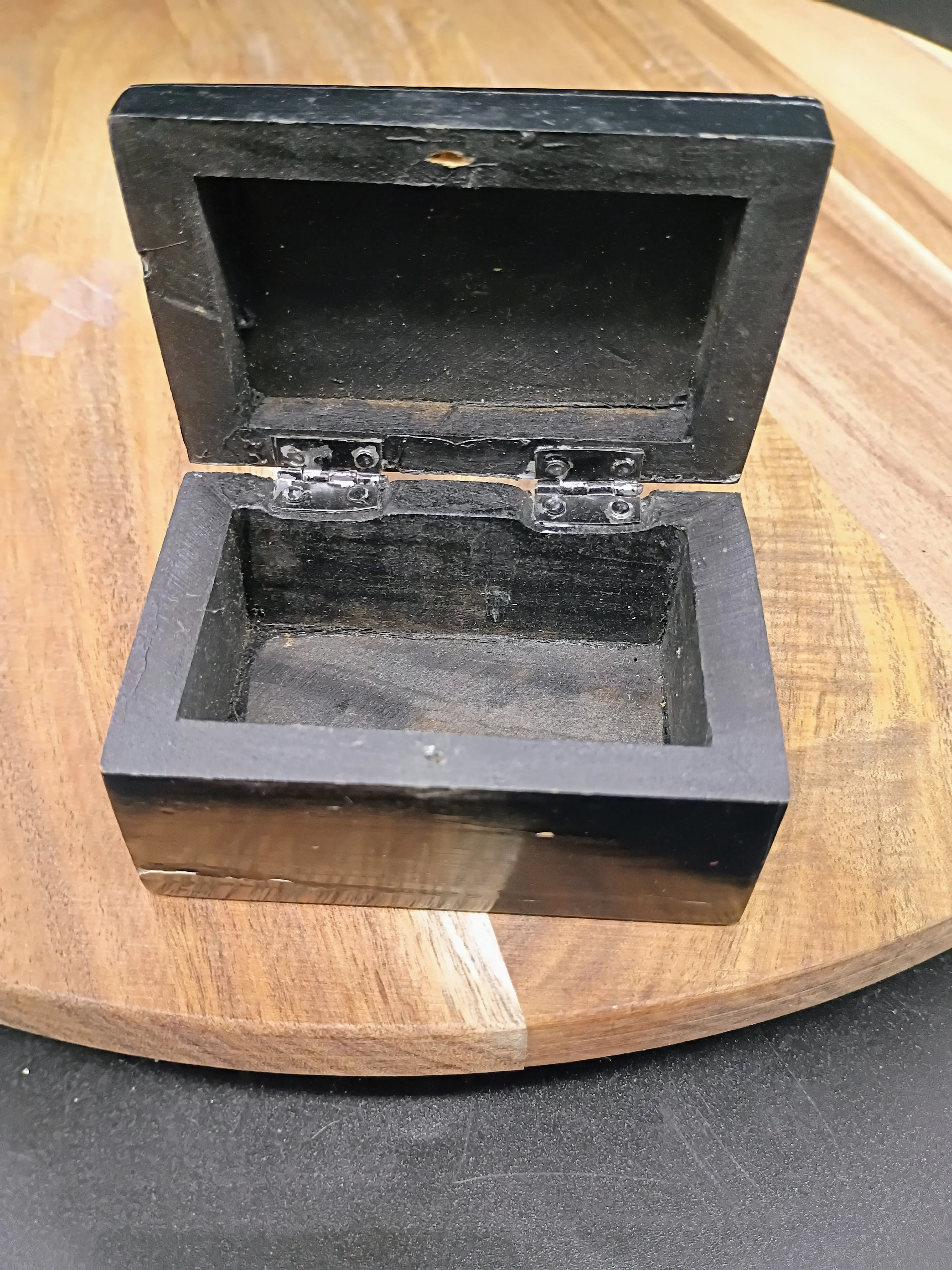 Image 3 of 4