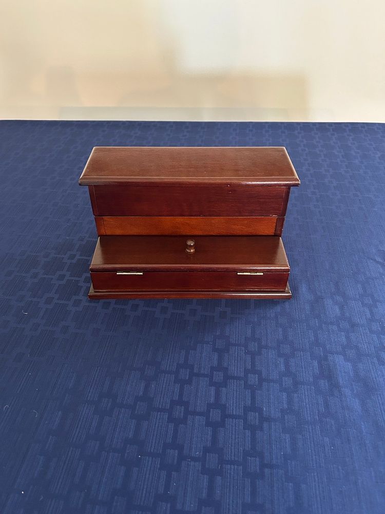 Vintage Bombay Company Wood Jewelry/Trinket Box 10 X 5.5 Inches Excellent Condition