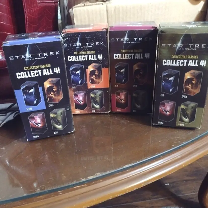 Star Trek Collectable Glasses Kirk, Spock, Uhura, Nero.